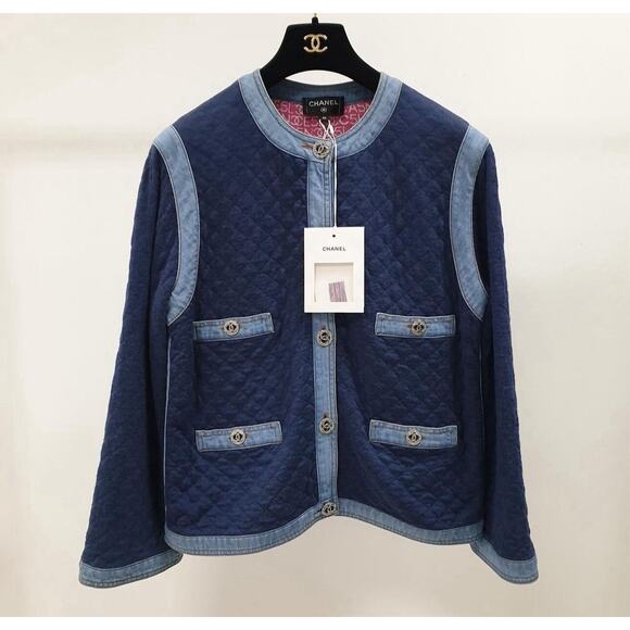 NWT CHANEL 20P Denim Jacket Sz.40 - Picture 1 of 14